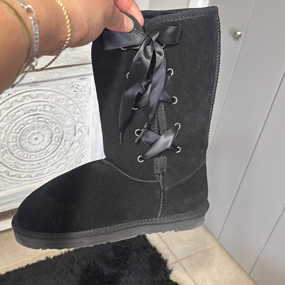 Women's Black Suede Boots with Ribbon Laces